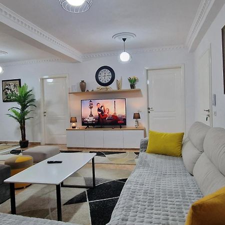 Daily Rent Apartment City Center Elbasan 6 Exterior foto