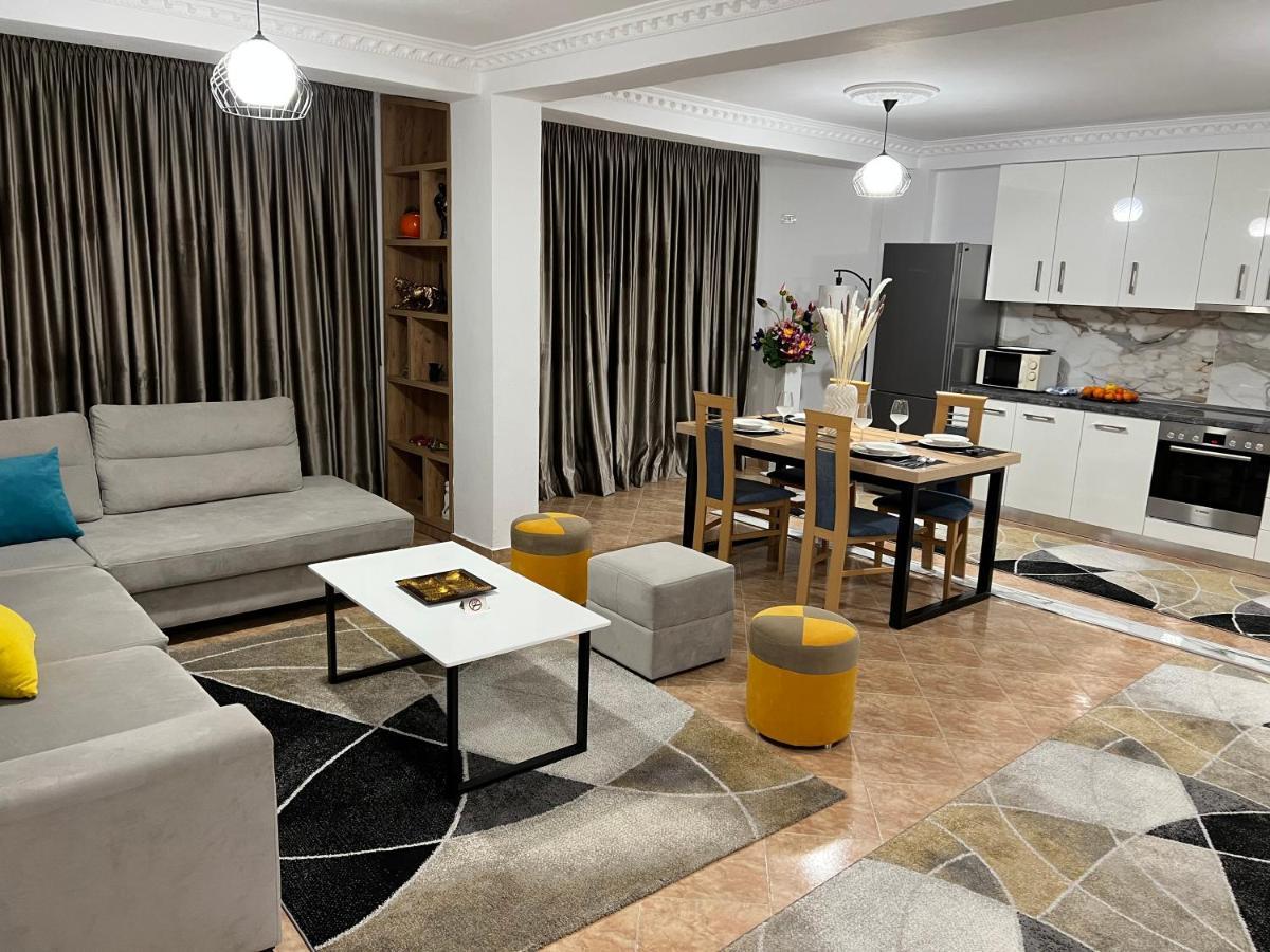 Daily Rent Apartment City Center Elbasan 6 Exterior foto